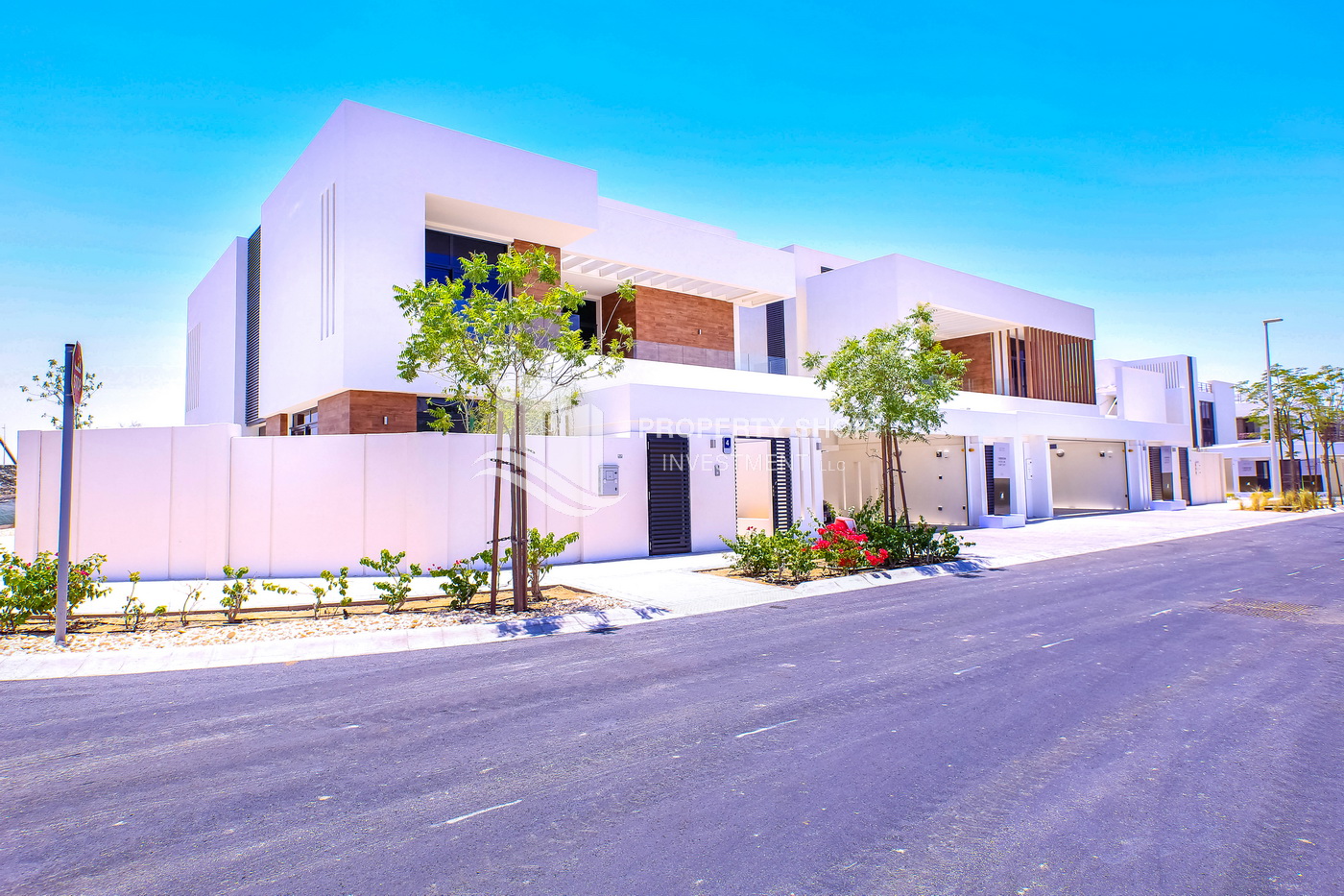 Live in your dream home! Own a luxurious villa in West Yas.